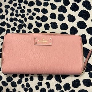 Kate Spade ♠️ zip around wallet